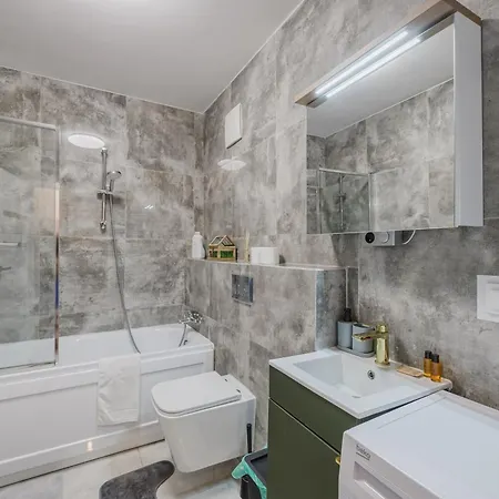 Lasek Marcelinski Deluxe Appartement